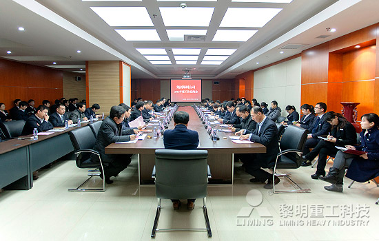 黎明重工科技2013年報出爐:運營數(shù)據(jù)飄紅 33%年銷售增長再創(chuàng)新高